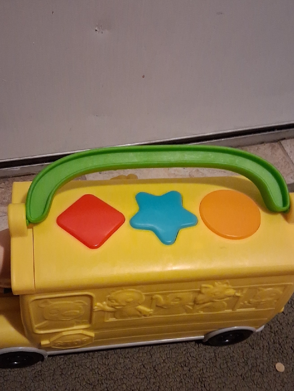 Cocomelon Bus - Picture 2 of 3